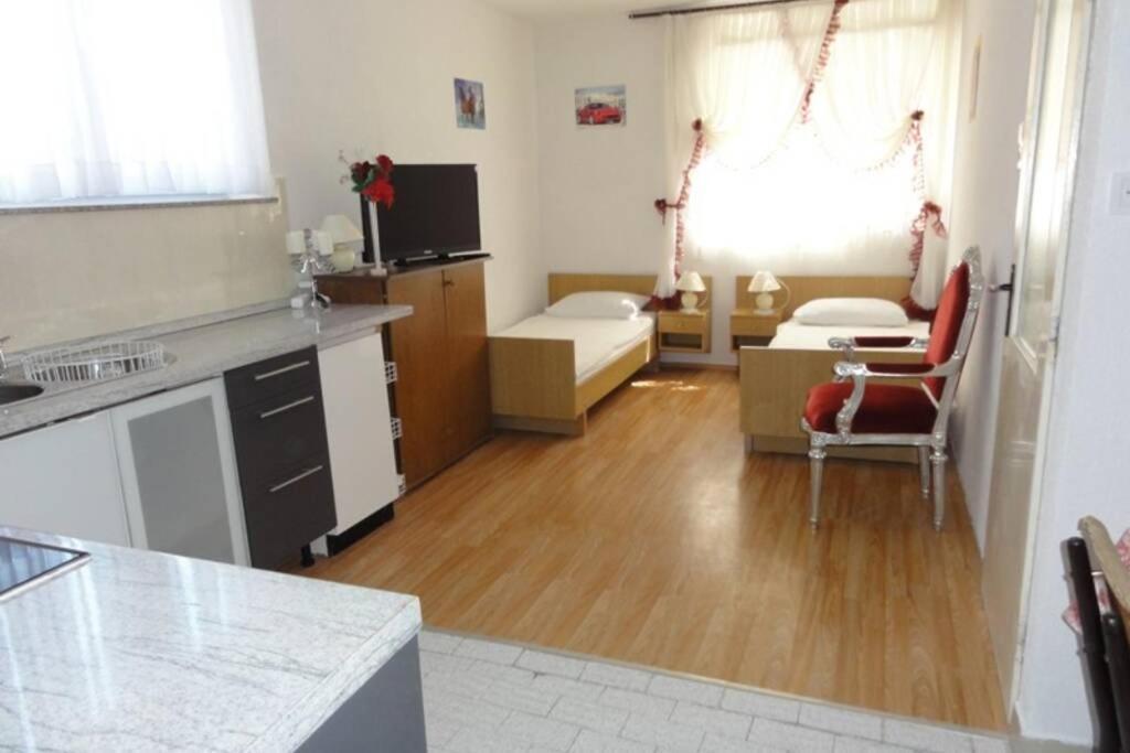 Croatia Zadar Borik Family Apartment With Garten View Number 2 المظهر الخارجي الصورة